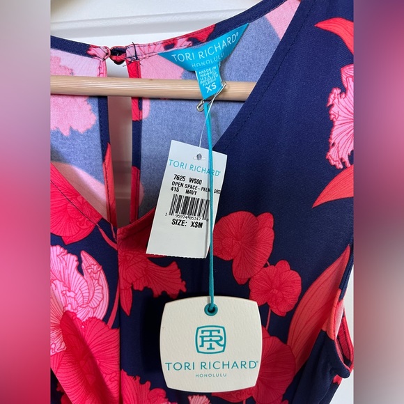 Tori Richard Honolulu Open Spaces Palma Dress in Navy - Picture 3 of 4